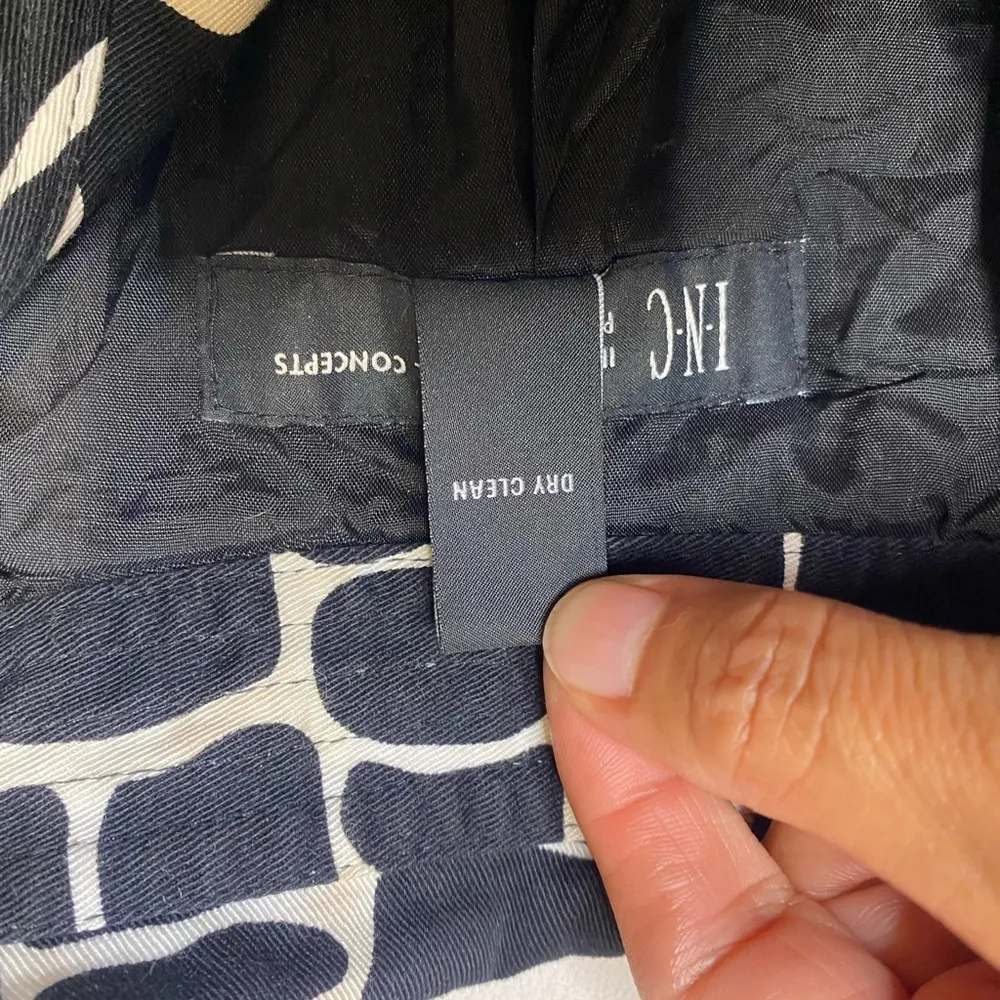 INC International Concepts Black and White Patterned Coat - Image 6