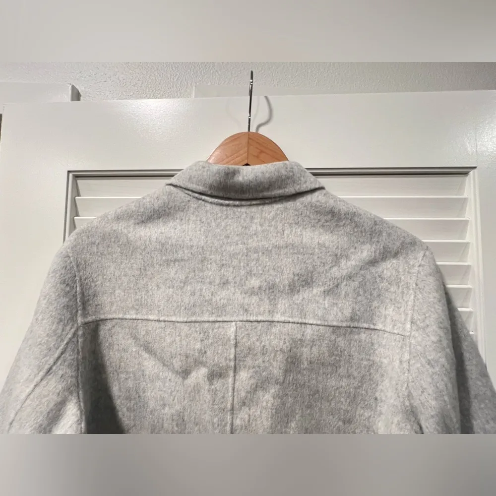 Theory Women's Wool-Cashmere Blend Coat in Light Gray Size Large - Image 6