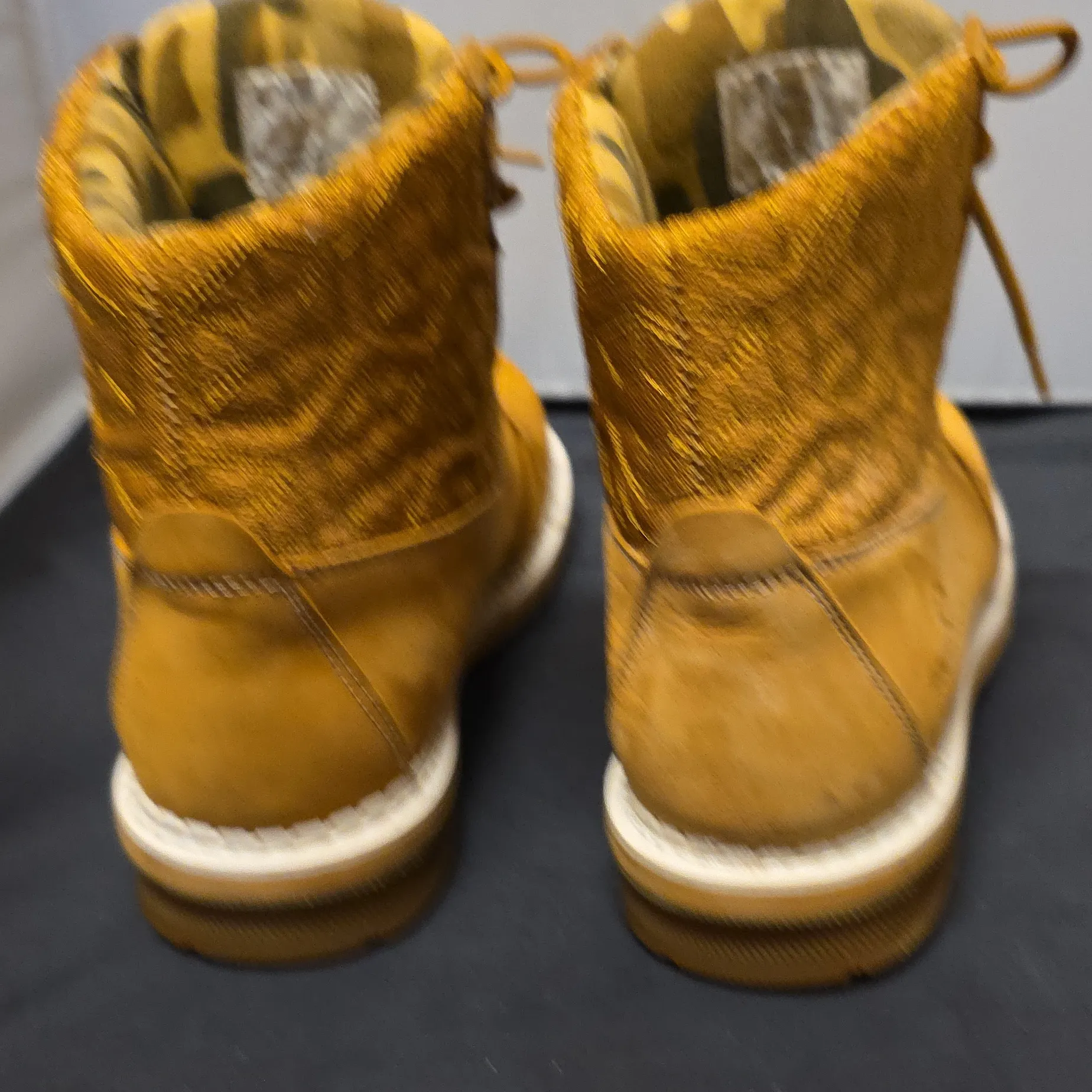 South Pole Tan Suede Boys Or Womens Boots Boys Size 5 / Womens Size 6.5 - Image 4