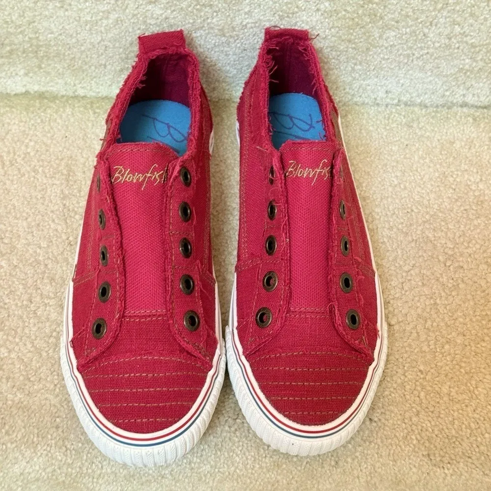 Blowfish Malibu Play No Lace Casual Sneaker Jester Red Size 8.5 - Image 3