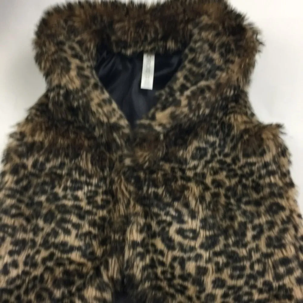 CHEROKEE  S/P fur jacket vest   Teen - Image 8