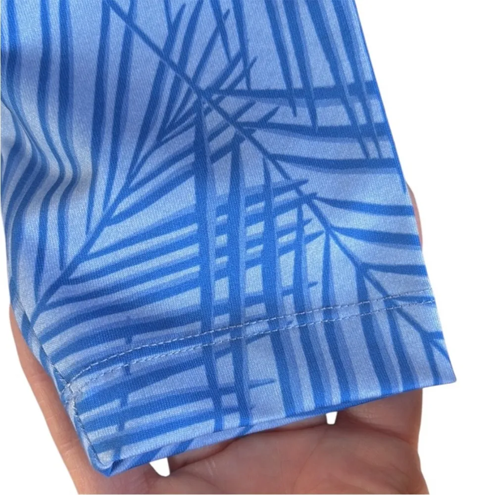 EUC Vineyard Vines Printed Sankaty Top Blue Size Large - Image 7