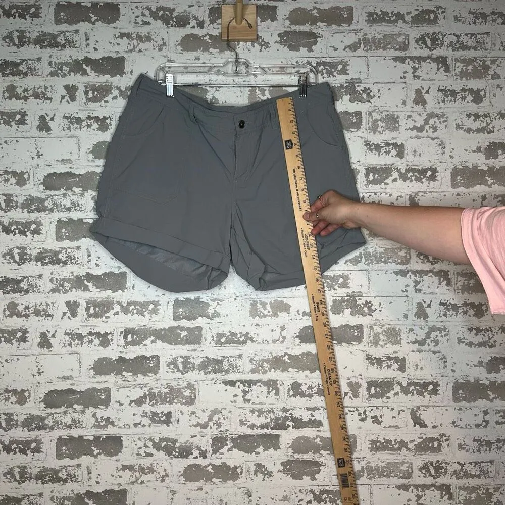 The north face | women gray shorts - Image 4