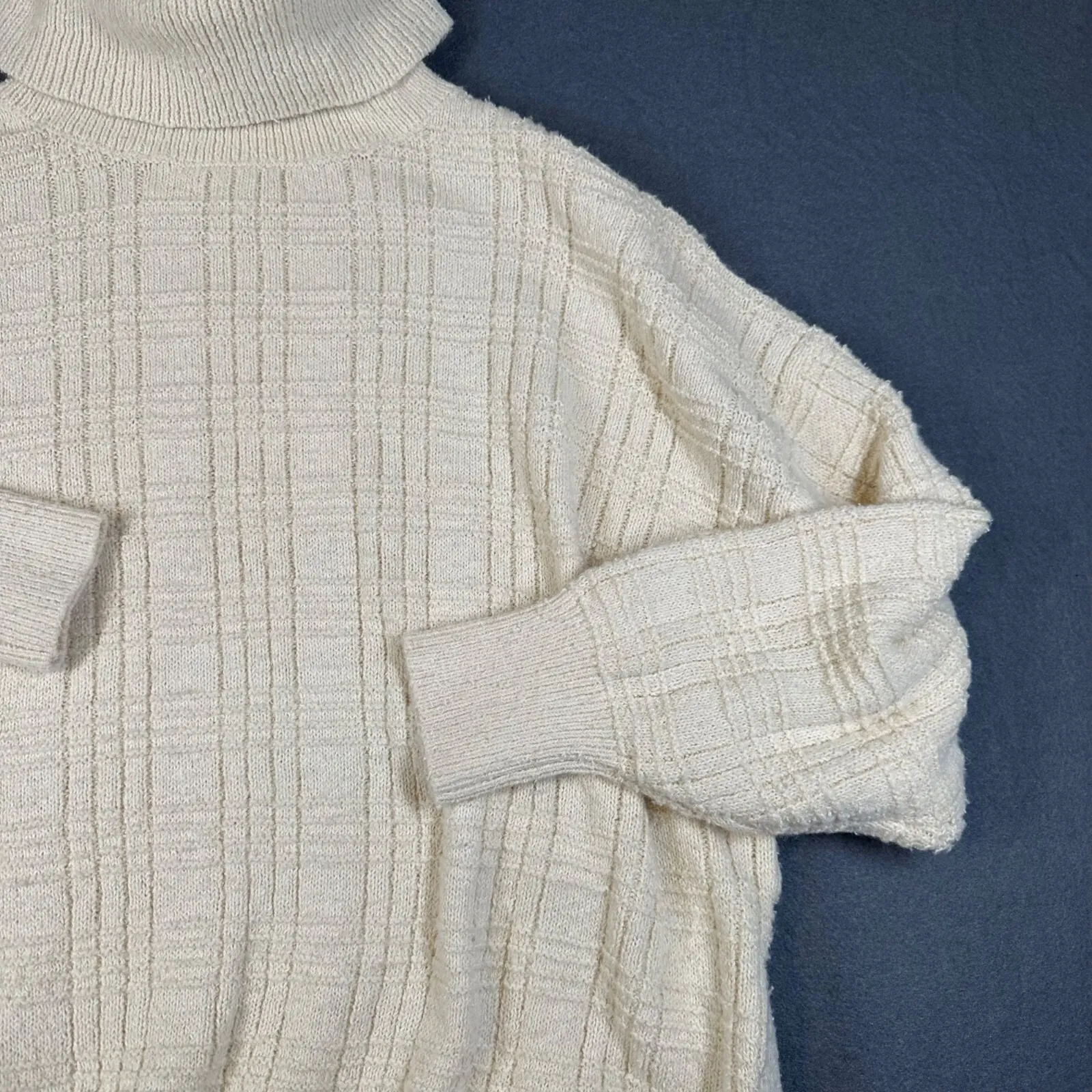 Lucky Brand Oversized Sweater Womens Medium Ivory Pullover Turtleneck Split Hem - Image 5