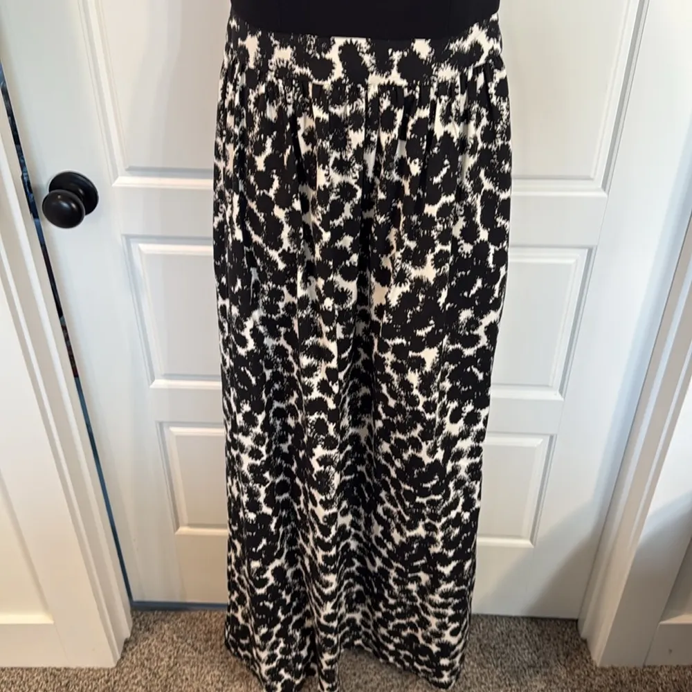 Trina Turk Ara Pom Pom Faille Maxi Sleeveless V Neck Dress 4 NWT - Image 3