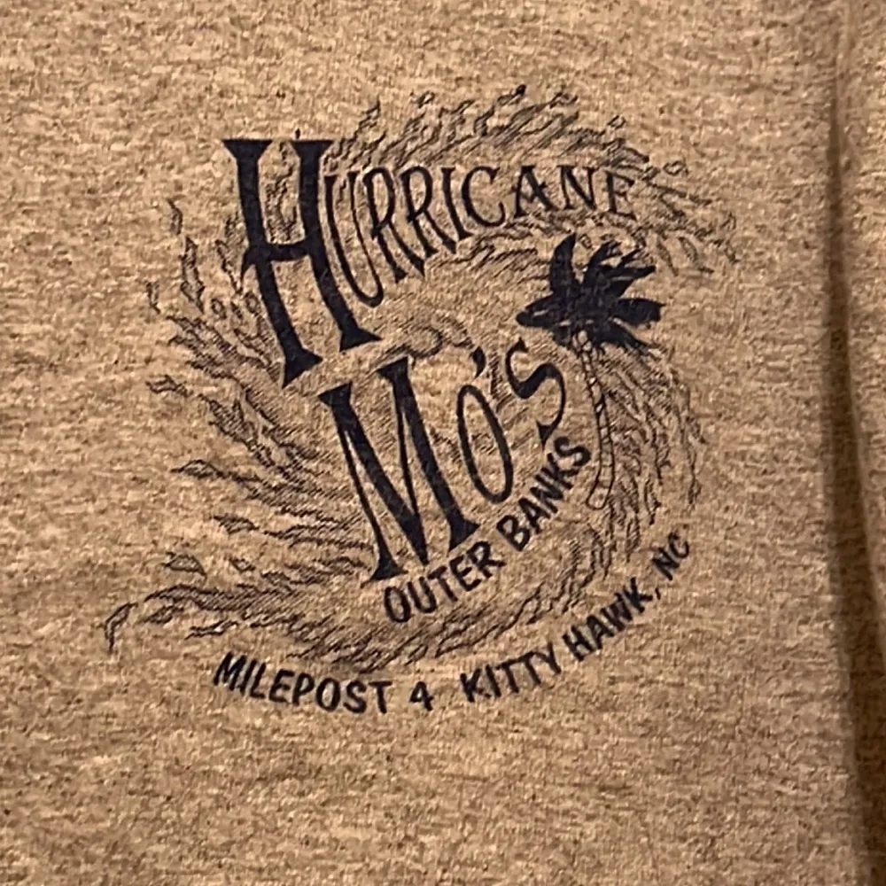 Gildan | Grey Long Sleeved T-Shirt Tee Hurricane Moe's OBX Kitty Hawk, NC Large - Image 3