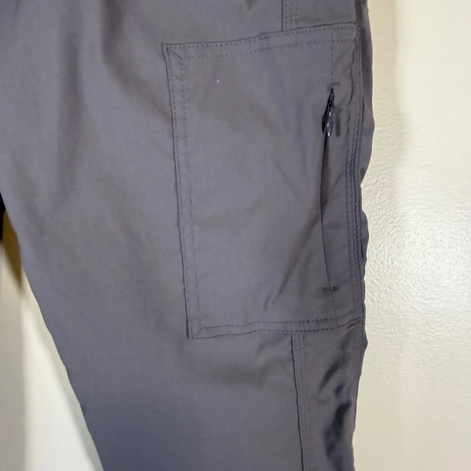 prAna WomenSki Canyon Gray Cargo Jogger Pants Size 8 Lightweight Travel Casual - Image 3