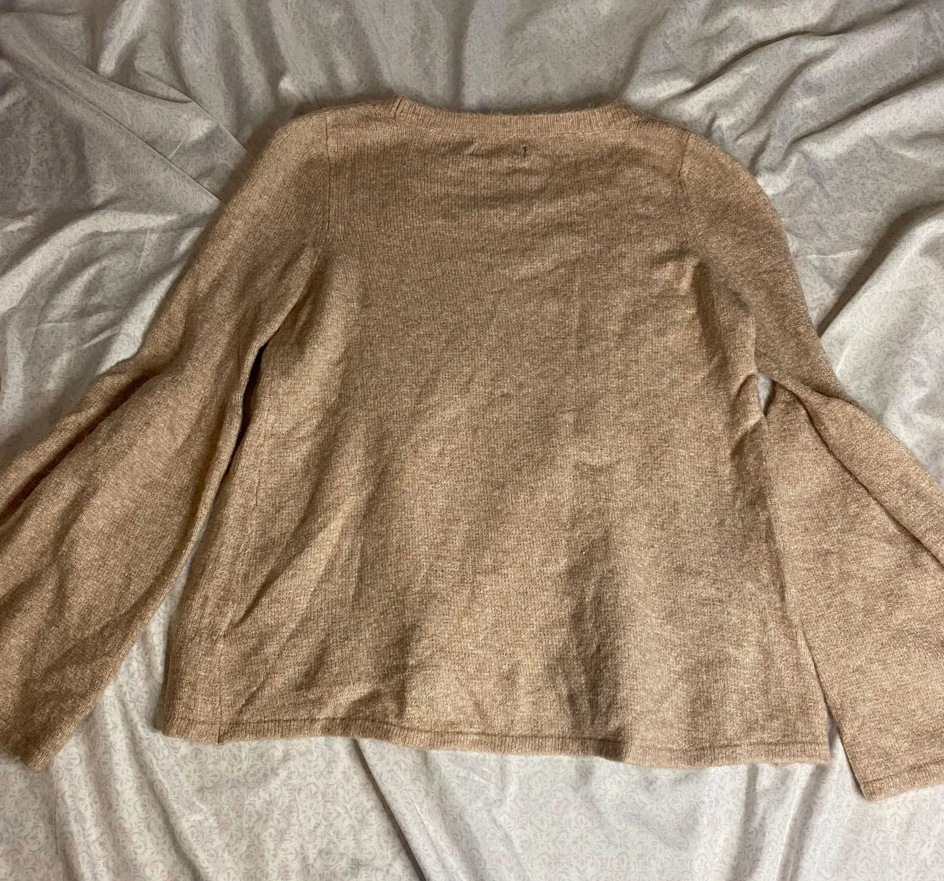 American Eagle Pink Sweater - Image 7