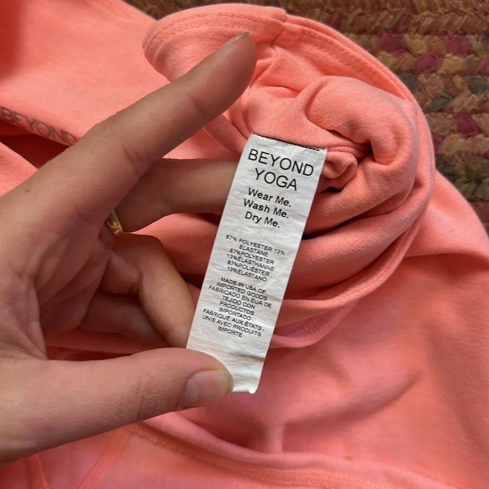 BEYOND YOGA BRIGHT PINK BUTTERY SOFT BIKE SHORTS WRAP V WAIST - Image 3