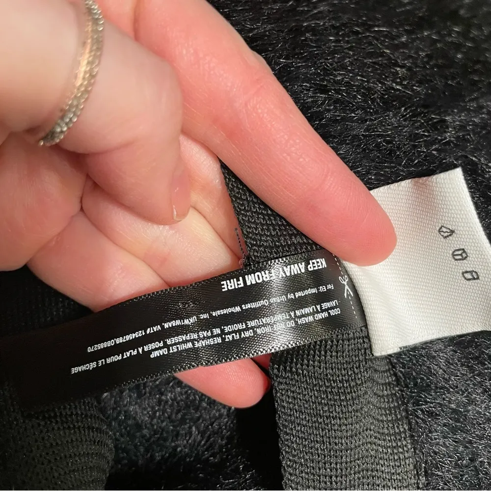 Urban Outfitters Fuzzy Hat - Image 4