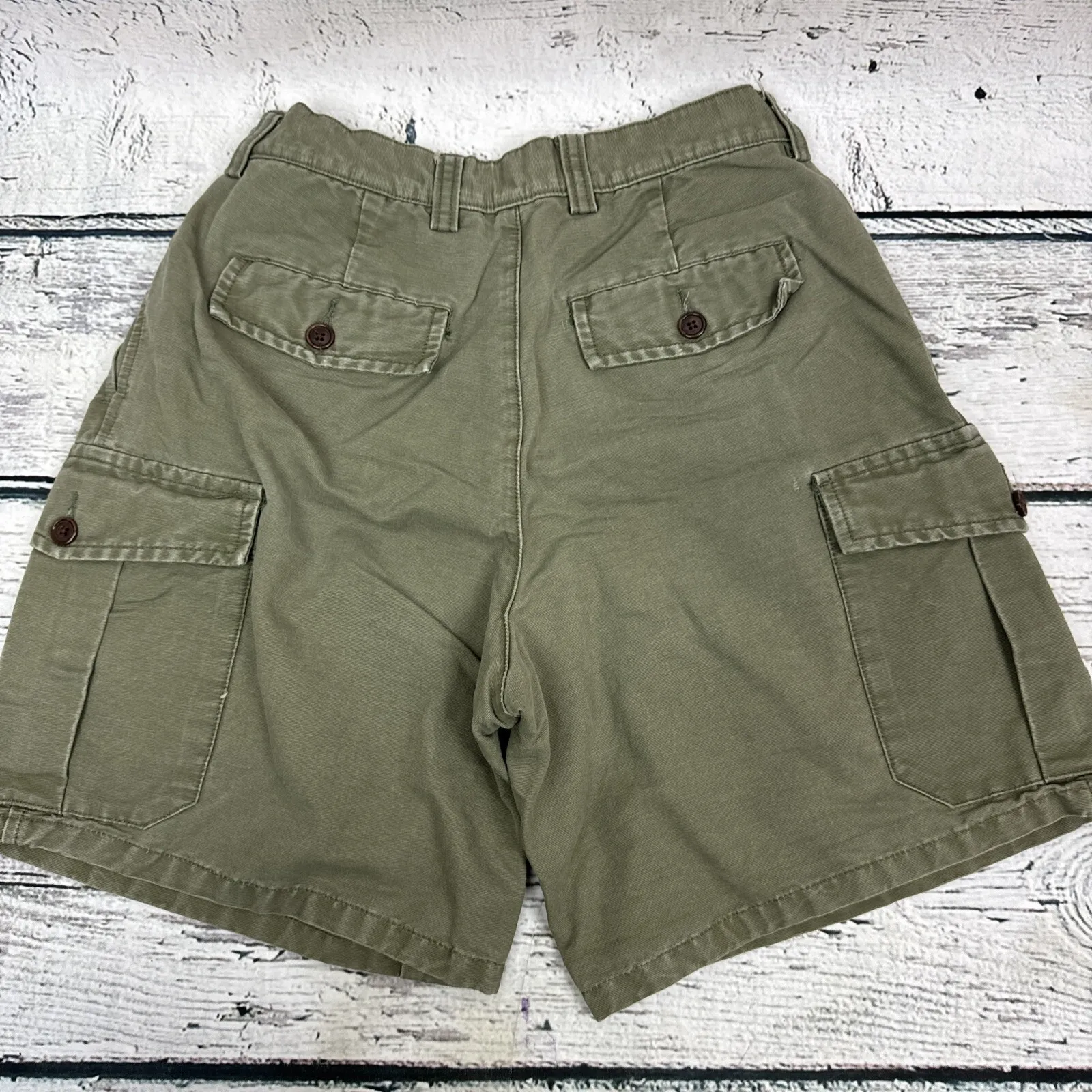 GAP Olive Green Cargo Shorts Womens [Size 28] Pleated High‎ Rise Vintage Style - Image 5