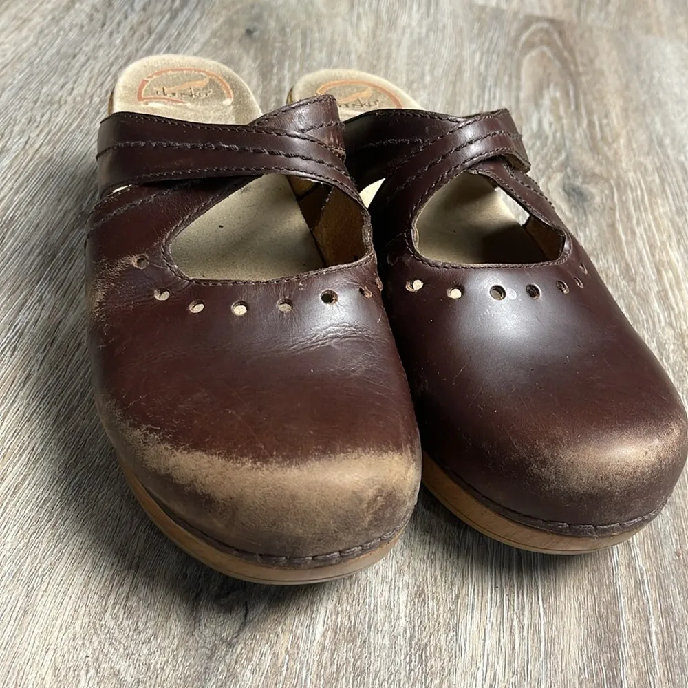 Dansko  Leather Clogs Size 39 (US 9) - Image 3