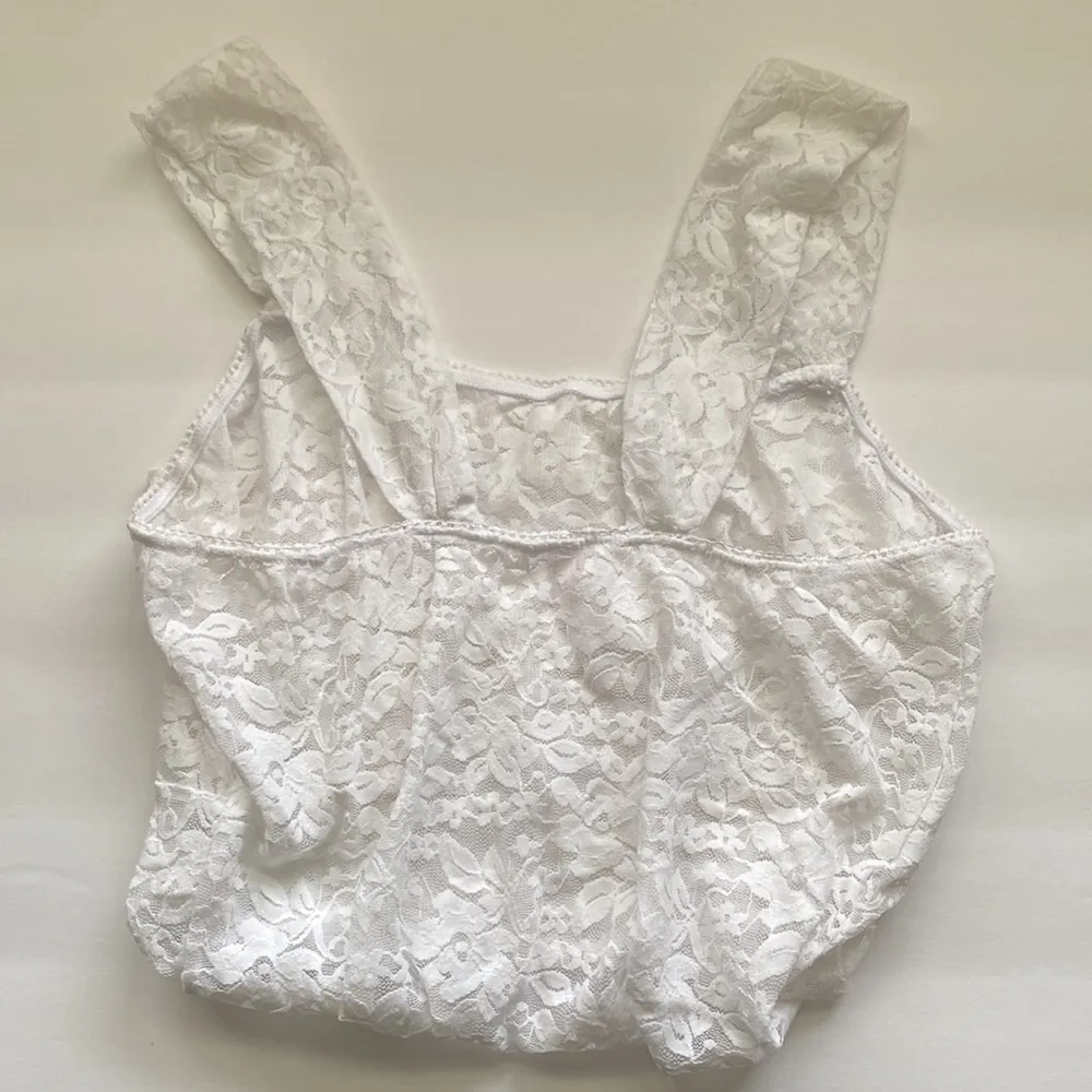 Ruby Ribbon white lace square neck cami tank, size medium - Image 7