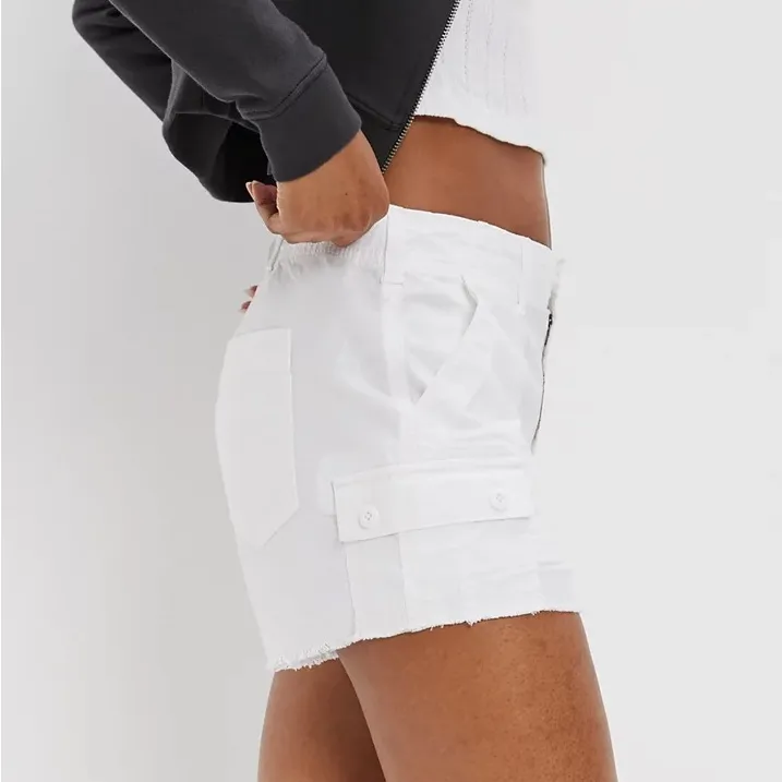 NWT American Eagle Snappy Stretch 90’s Boyfriend Cargo Shorts | White | 2 - Image 2