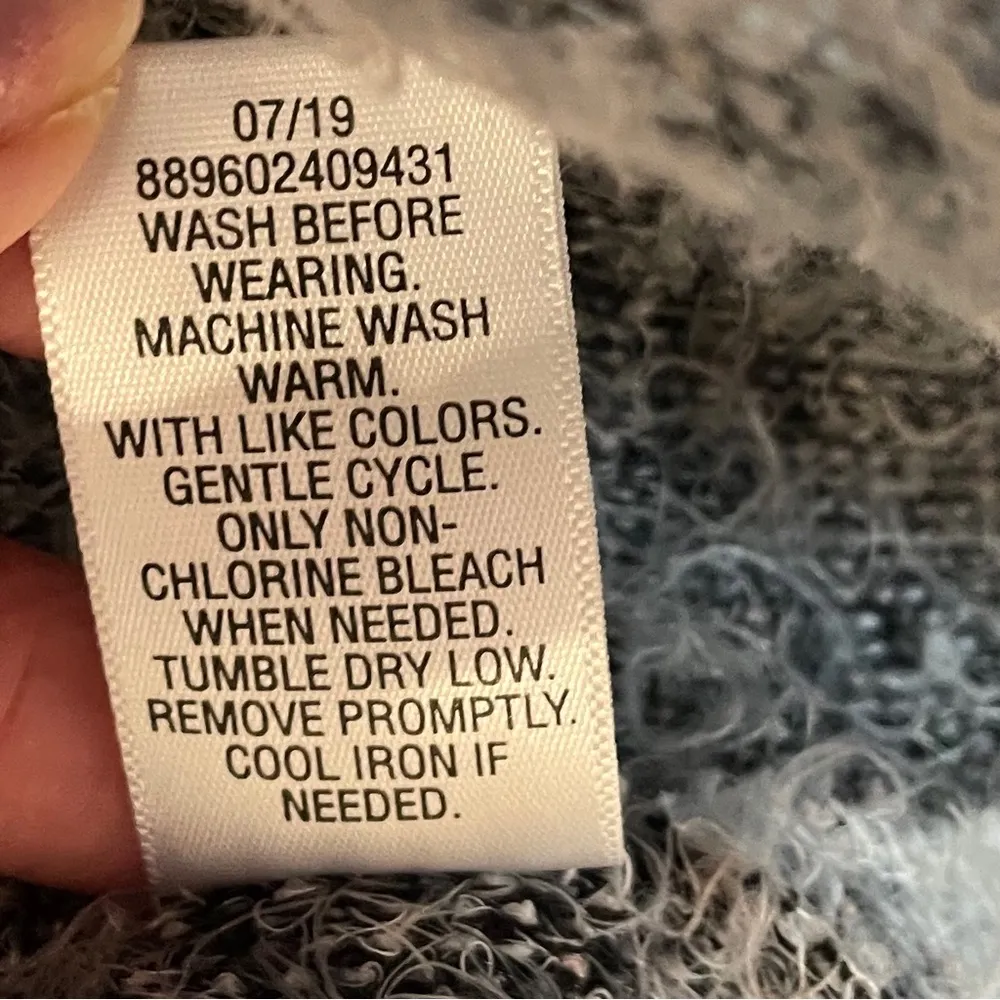 Candie's long cardigan fuzzy duster sweater womens large gray black white - Image 6