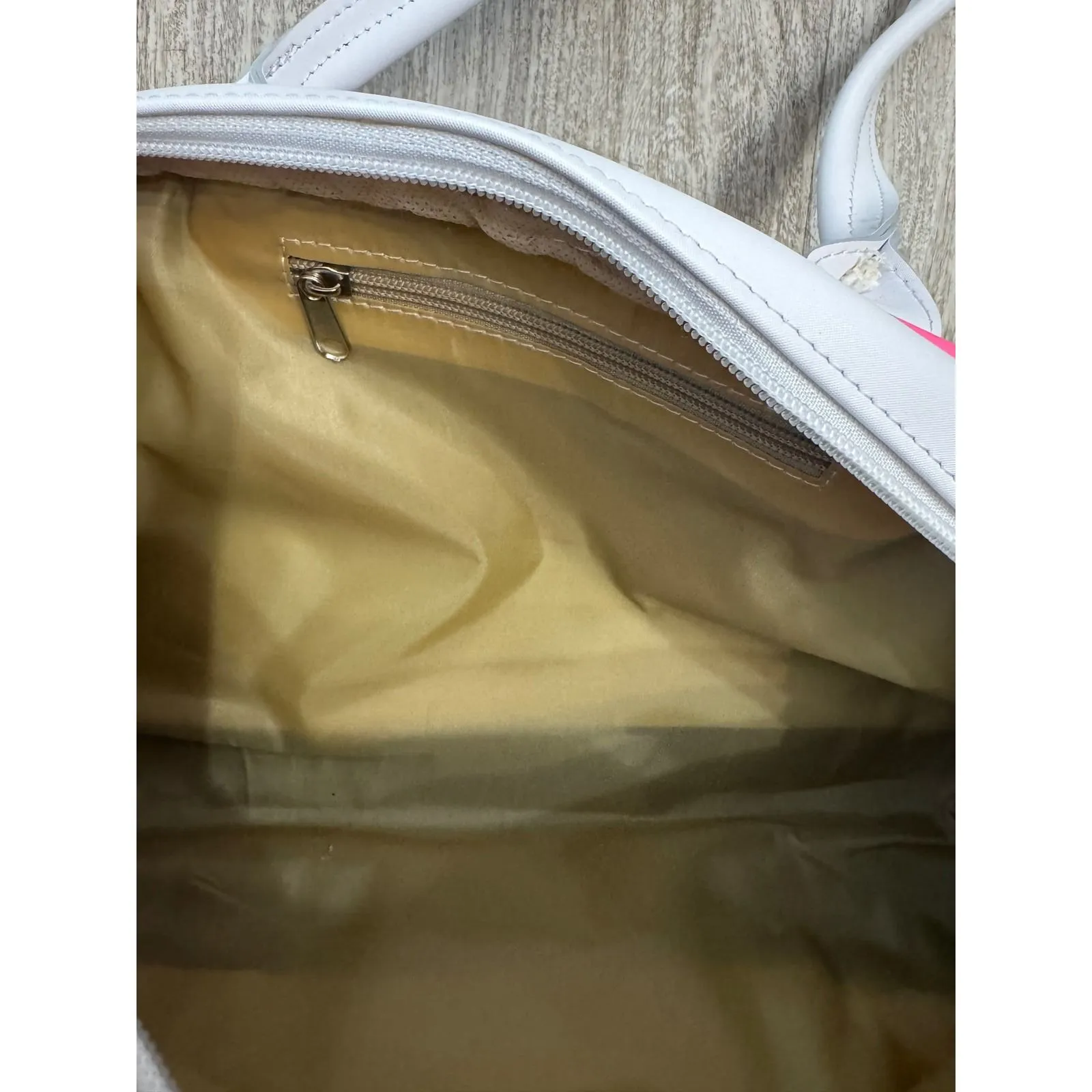 Nike Women Duffel Bag White Pink Large Logo Gym Sport Travel - Image 9