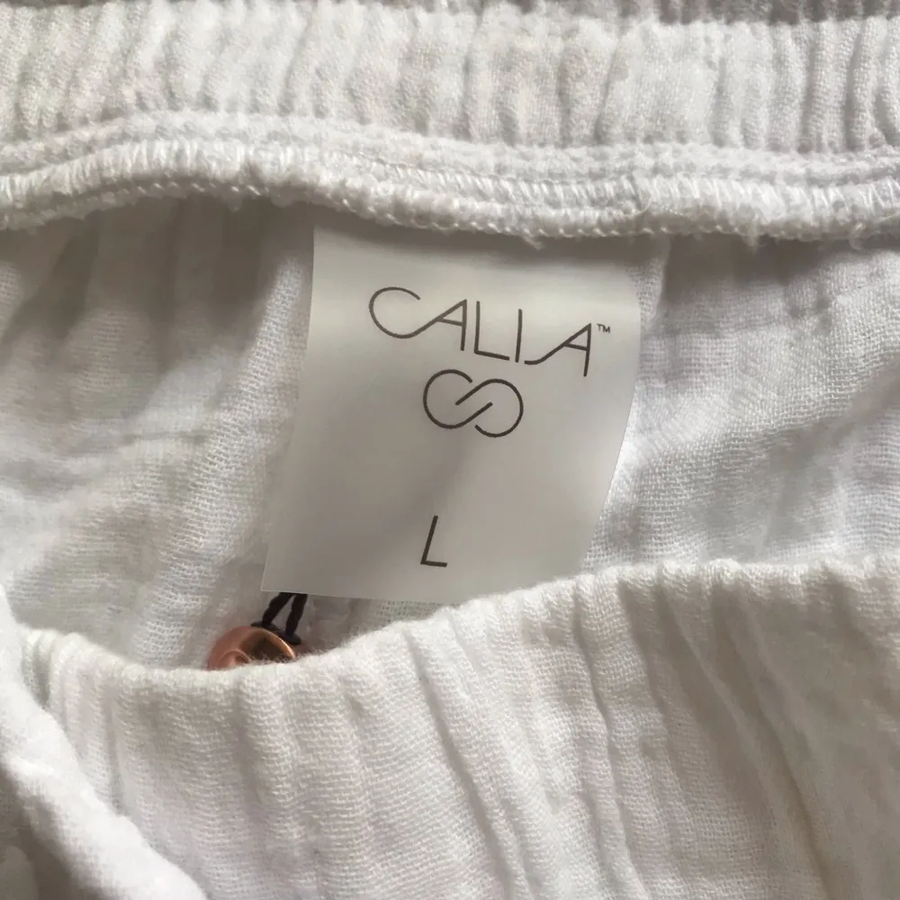 CALIA White High - Image 5