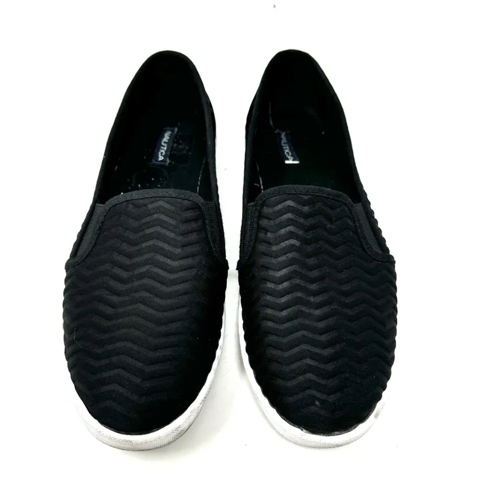 black fabric slip on tennis shoes, size 10 - Image 3