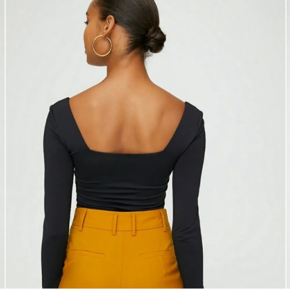 Aritzia Babaton Women's Contour Squareneck Longsleeve Bodysuit - Image 3