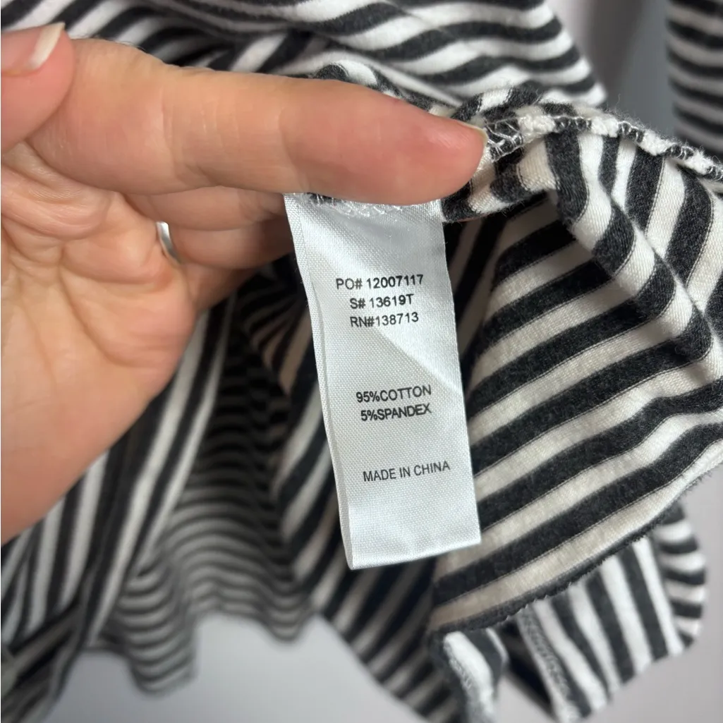 Doe & Rae Monochrome Gray White Striped Ruffle Long Length Hoodie Sweater - Image 5