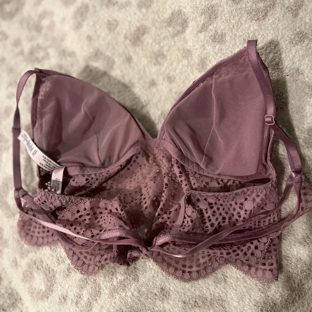 Victoria's Secret Crochet Lace Bralette in Mauve - Image 3