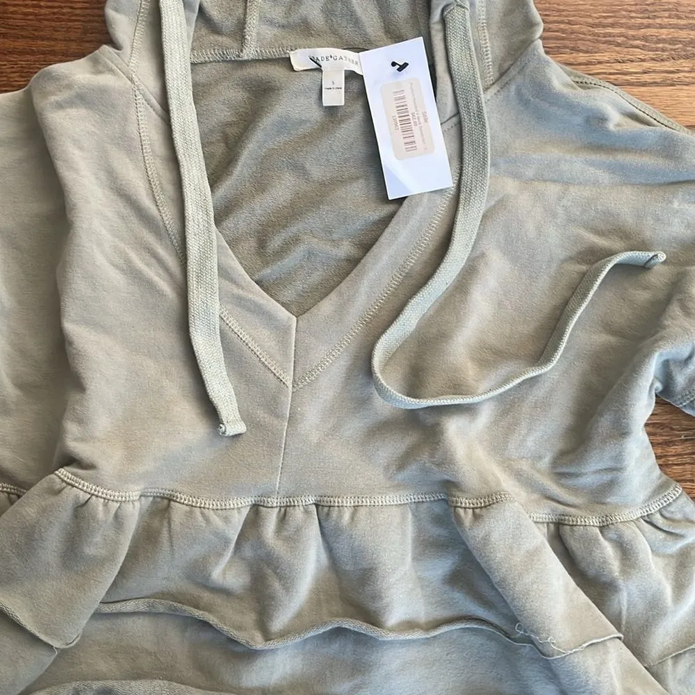 NWT Grade and Gather V Neck Hoodie Cropped Sweatshirt Light Green Size S - Image 11