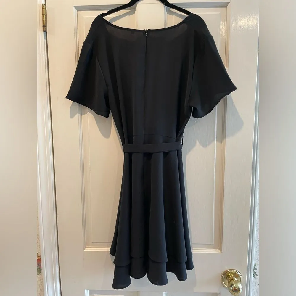 Short Sleeve Midi Dress V - Image 5