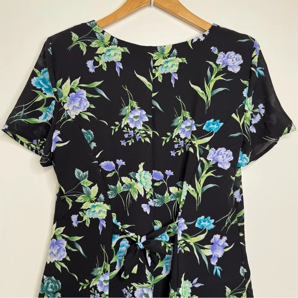 Vintage 90s Dark Floral Layered Dress Woman’s Size 10 Short Sleeve Scoop Neck Black - Image 9