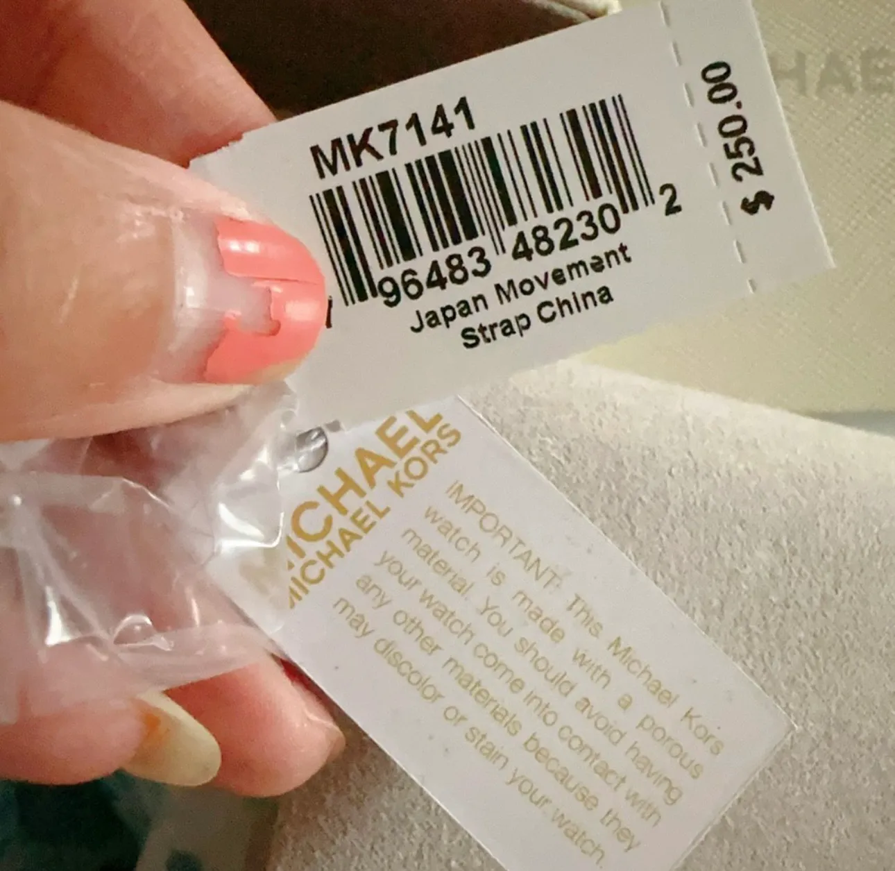 Janelle 42mm Stainless Steel Case Silicone Band Women Three-Hand Wristwatch MK7140 New in box with tag and paper  Same day shipping  Smoke and pets free   Gold tone stainless steel case with white and black band  Rose gold stainless steel case with navy blue band  Silver tone stainless steel case with light baby aqua blue band  Silver tone stainless steel case with turquoise green band Only green and blue ones available for now   Elevate your style with the Michael Kors 42mm Stainless Steel Case Silicone Janelle. This luxury and casual wristwatch boasts a round black dial with no hour marks and silver/gold/rose gold case color. The two-piece strap is made of durable stainless steel and comes in 5 different colors. The quartz battery movement ensures accuracy while the 50m water resistance makes it perfect for everyday wear.   The Michael Kors comes with its original packaging, including the box, papers, and manual/booklet. The indices are absent, giving the watch a minimalistic yet elegant look. Don't miss the chance to make a statement with this gorgeous baby. - Image 5