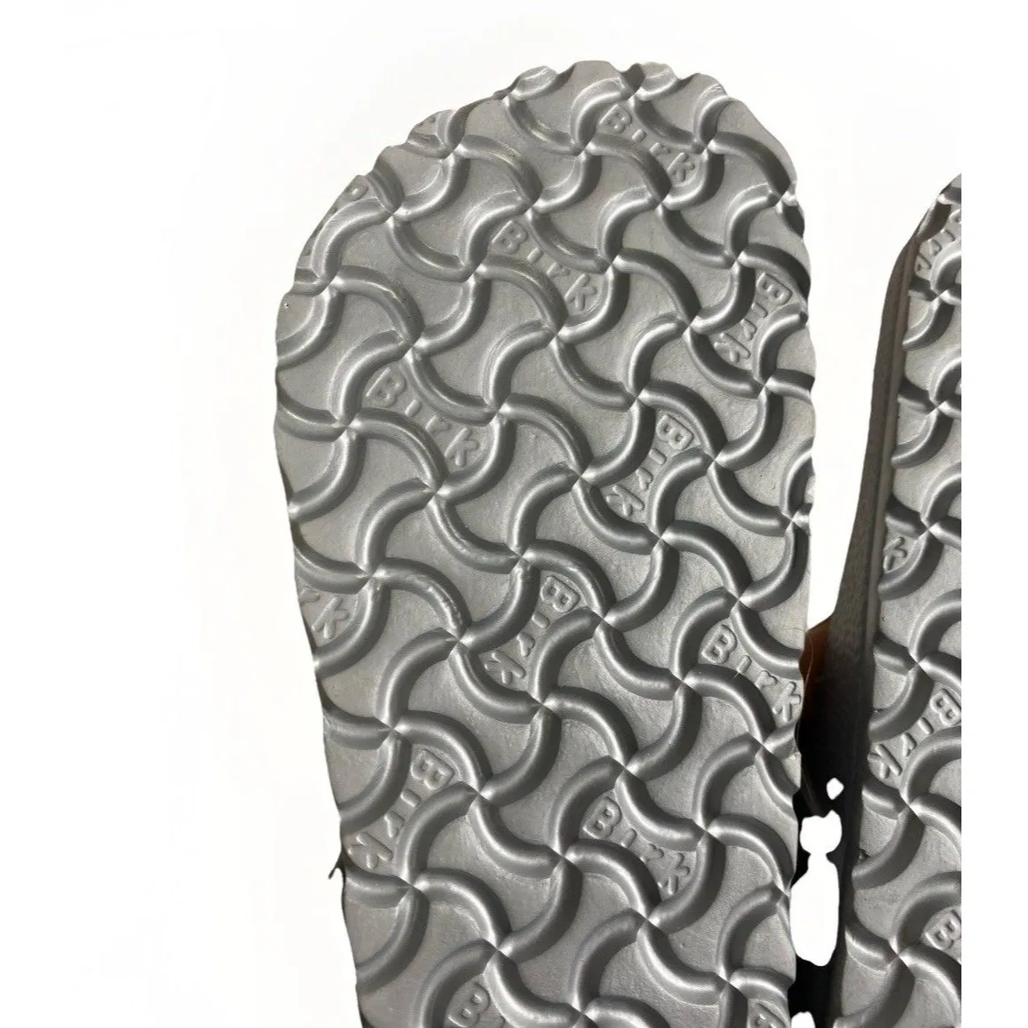 NWOT Birkenstock Gizeh Essentials EVA Sandals Size 36 Women’s 5 Metallic Silver - Image 8