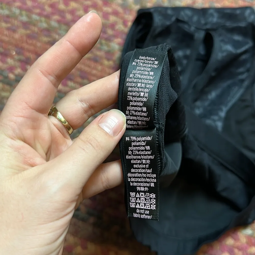 VICTORIAS SECRET SEXY BLACK CHEETAH MESH HIGH NECK BRA TOP - Image 6