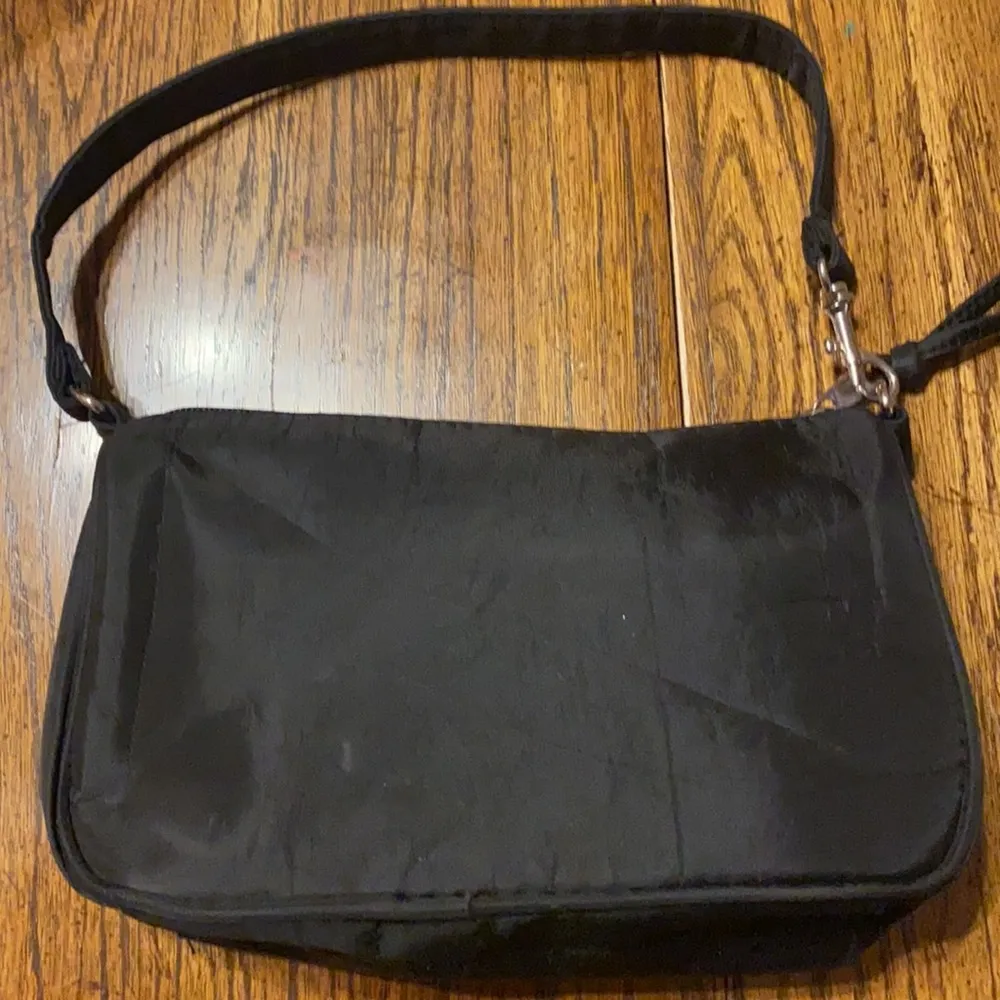 Disney EEYORE small purse - Image 3