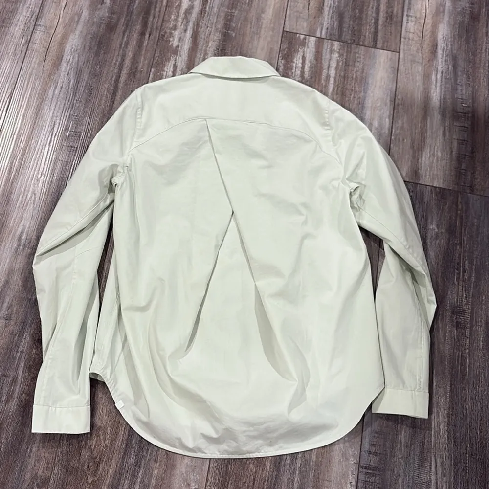 Lululemon athletica full day ahead shirt size 4 - Image 6