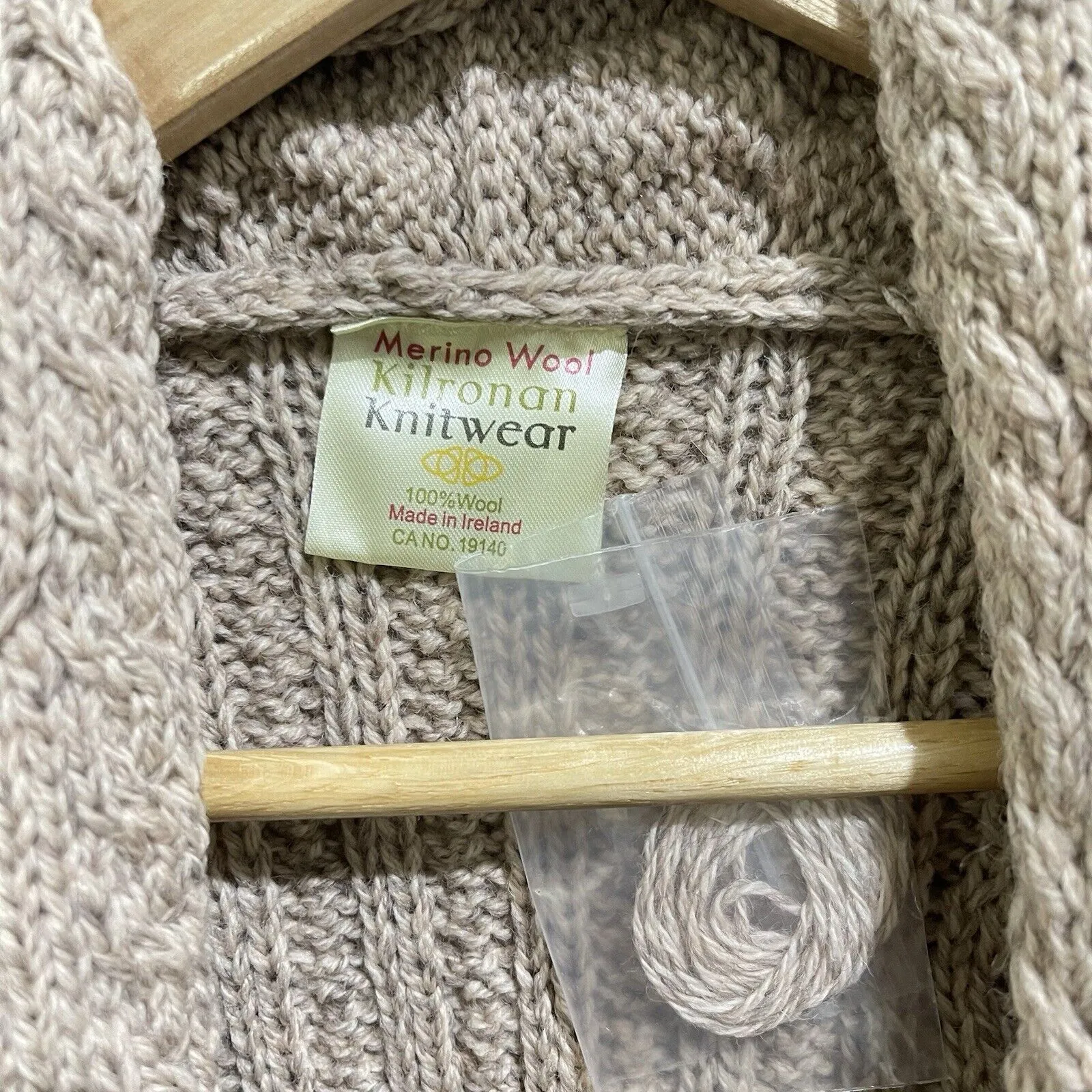 Kilronan Knitwear Ireland XL Open Cardigan Vest Wool Cable Knit Fisherman Ivory Tan - Image 4
