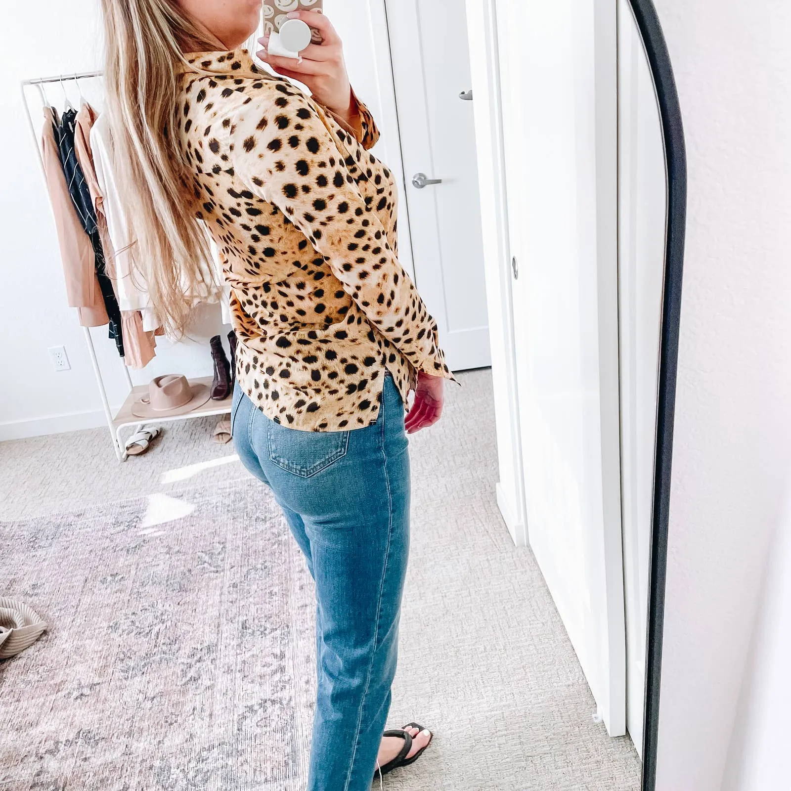 ARITZIA Wilfred Leopard Button Up Blouse Top - Image 3