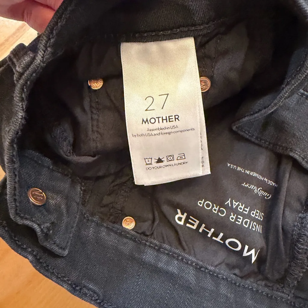 MOTHER Insider Crop Step Fray Guilty Racer Black Straight Leg Jeans Size 27 - Image 5