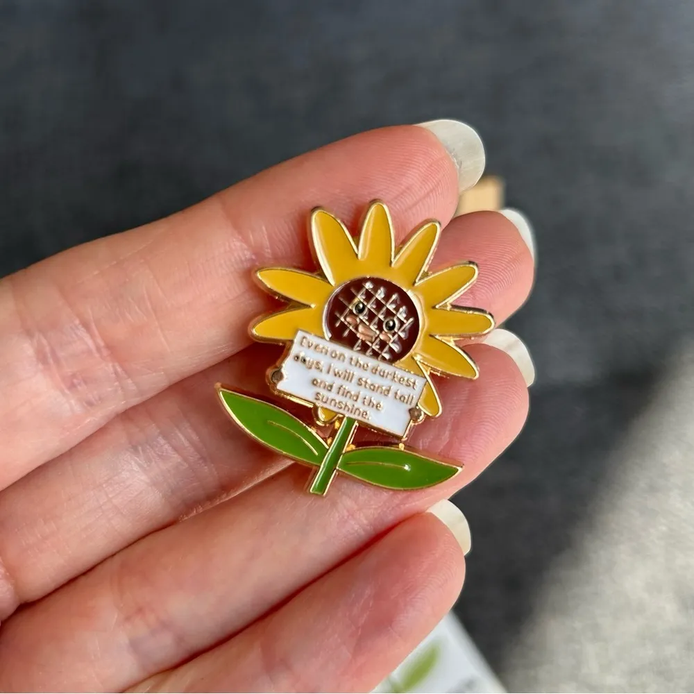 POSITIVE SUNFLOWER Brooch Pin + Affirmation Card Set, Yellow, Green, Gold Yellow - Image 9