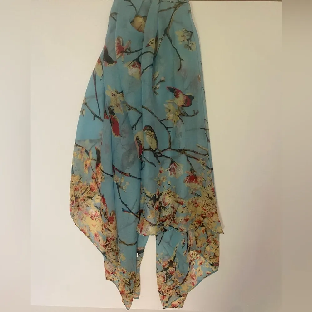 Bird and flower nature scarf Blue - Image 3