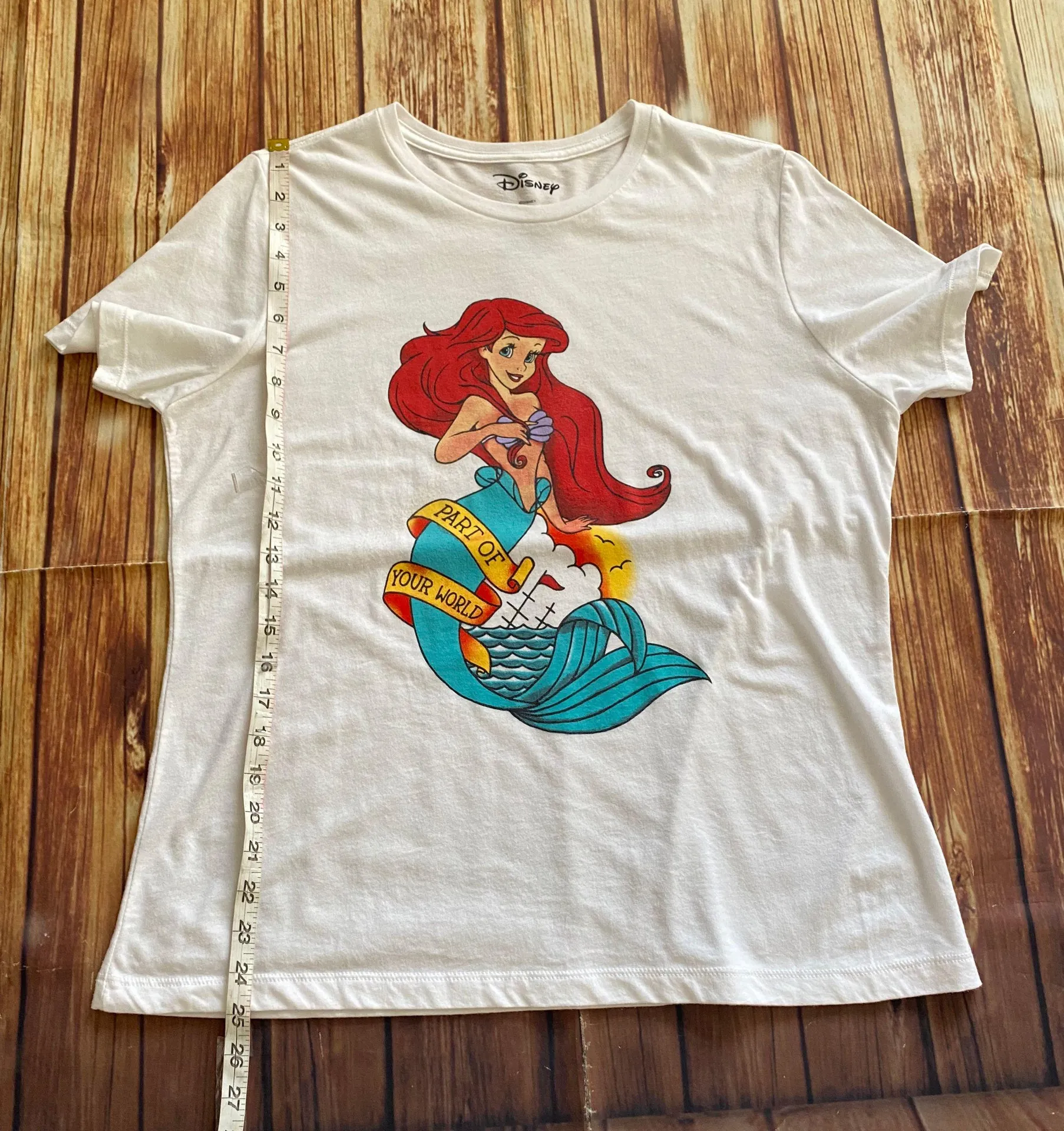 Women’s Ariel The Mermaid T-Shirt Sz Large - Image 6