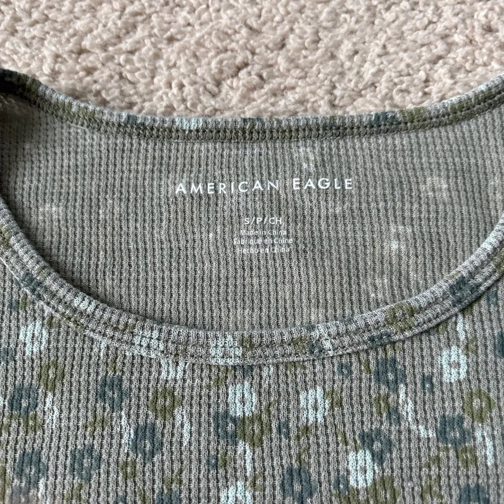 American Eagle Outfitters Green Crop Fitted Short Sleeve T-Shirt - Image 2