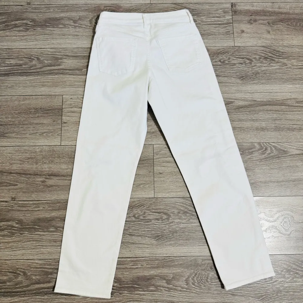 Express Boyfriend Mid Rise White Stylish Ripped Jeans Size 2L / 24 Cotton Blend - Image 8