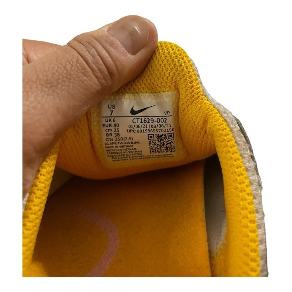 Men or Women Nike Zoom Pulse nursing medical sneakers slip on shoes size 7 - Image 6