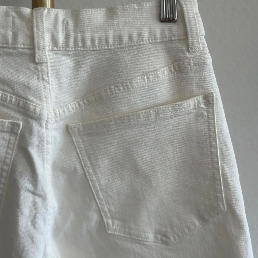 Madewell The Petite '90s Straight Crop Jean in Tile White, Size 25 - Image 7