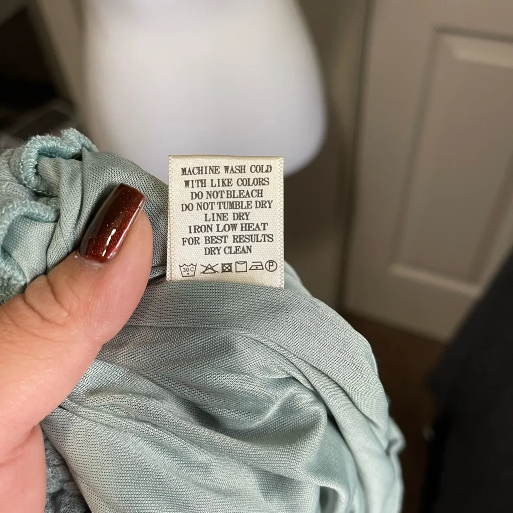 New In 2 Piece Set Size Small Tank and Shorts Blue - Image 7