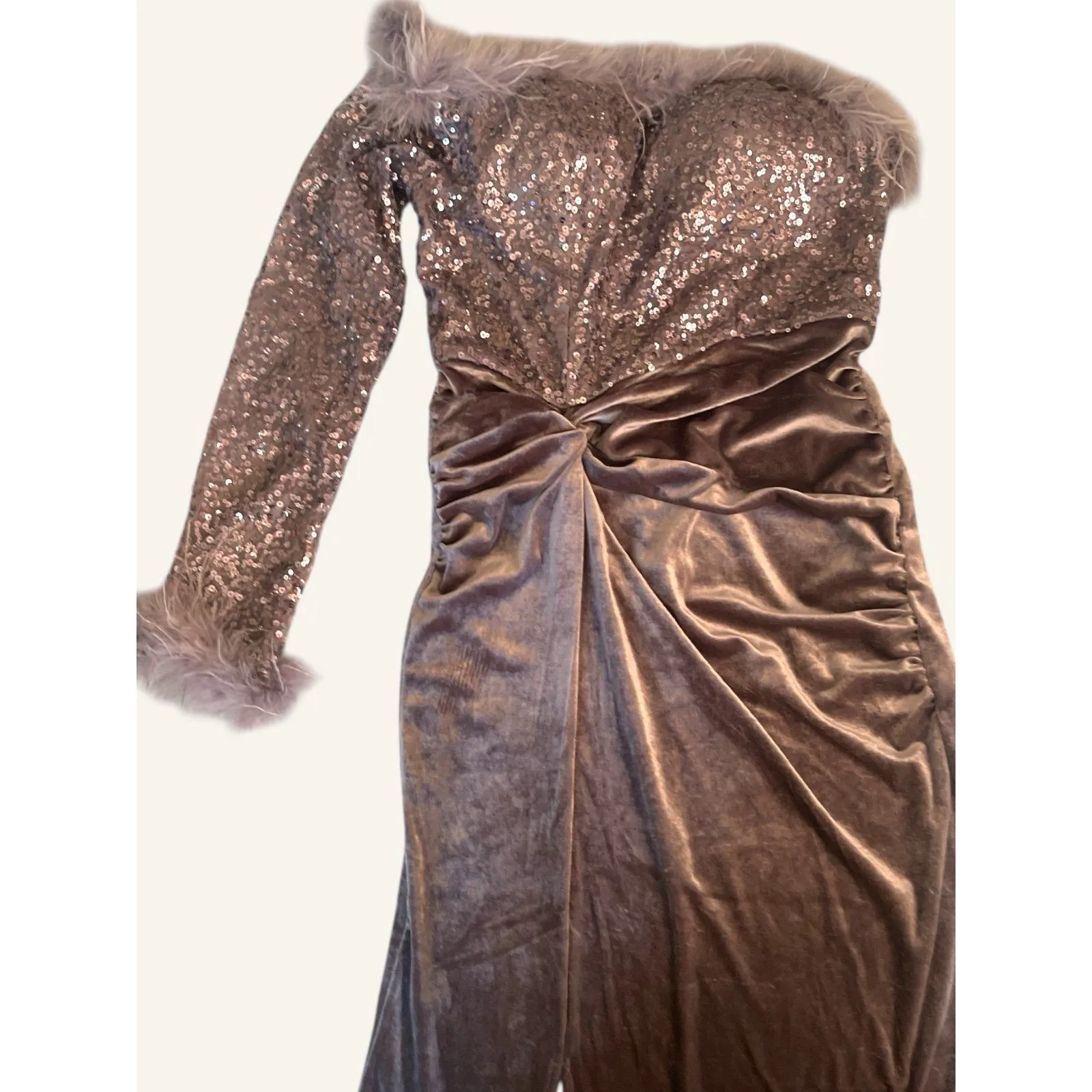 Faeriesty Faux Velvet Feather One Shoulder Split Thigh Formal Dress Gown Size M Silver Size L - Image 8