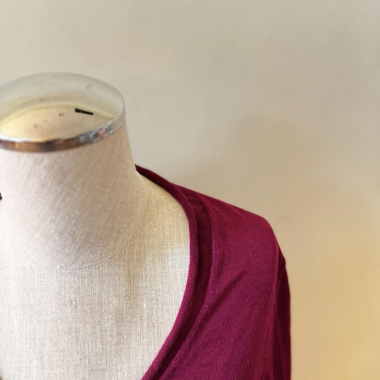 J. Jill Women's 100% Merino Wool V-Neck Long Sleeve Pullover Sweater Burgundy S - Image 13