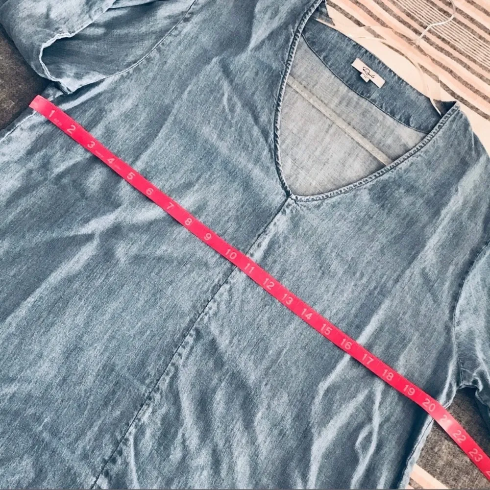 RAILS Linen Blend Denim Lightweight Blouse Size Medium - Image 15