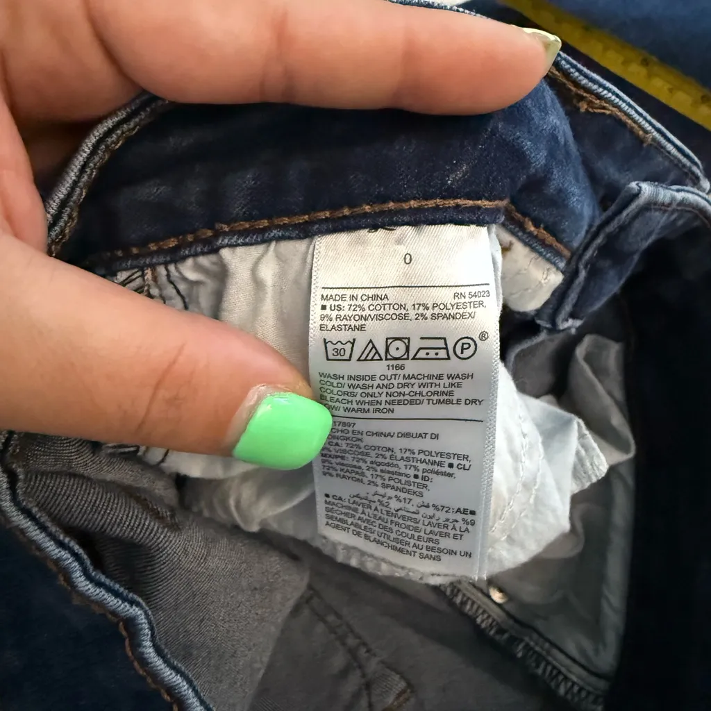 Old Navy  rockstar mid rise skinny jeans - Image 6