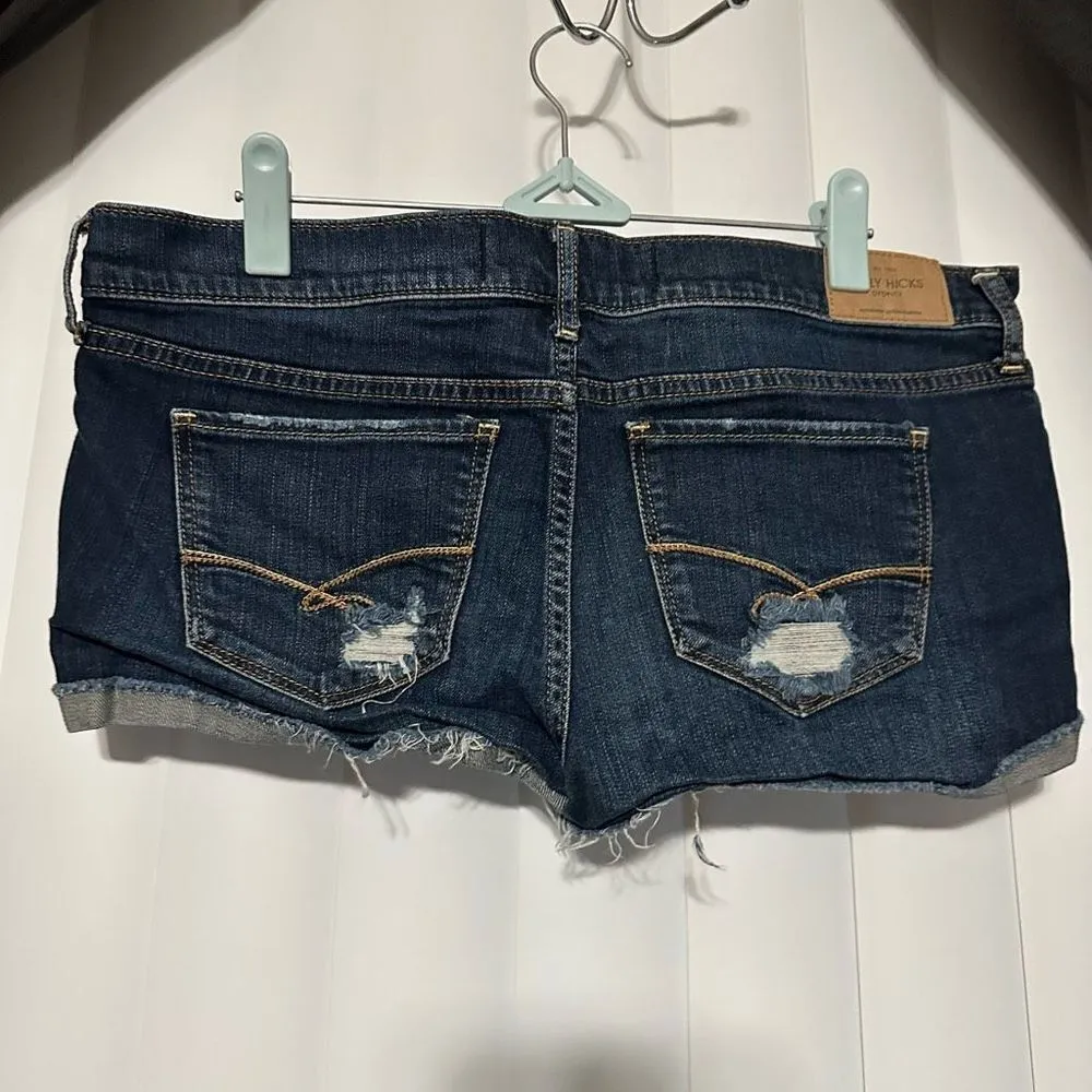 Gilly Hicks Sydney , cheeky stretch denim blue jean shorts , distressed style - Image 4