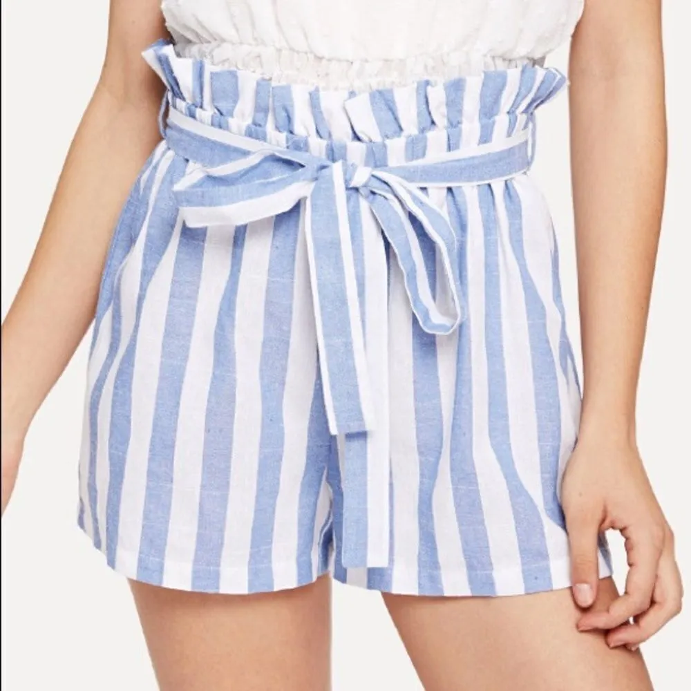 ✨ Self Belted Frill Waist Stripe Shorts✨ Blue Size L - Image 2
